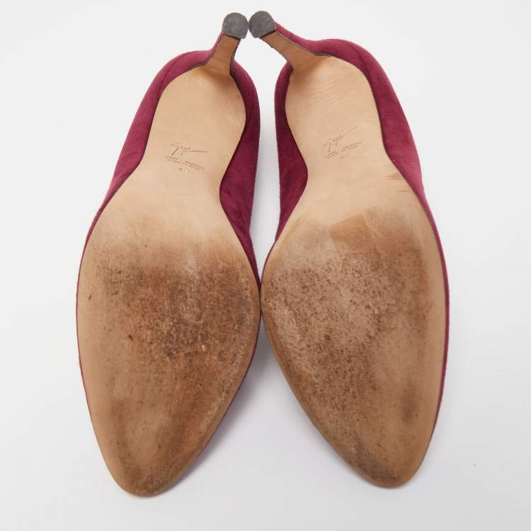 مملوكة مسبقًا Giuseppe Zanotti Red Suede Pumps Size 40
