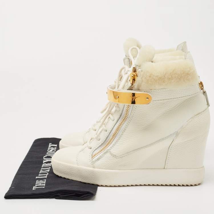 Pre Owned Giuseppe Zanotti White Leather Chain Detail Tumbled Wedge Sneakers Size 42