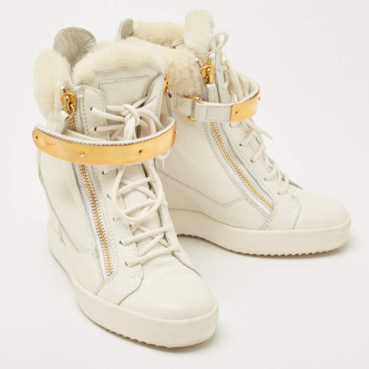 Pre Owned Giuseppe Zanotti White Leather Chain Detail Tumbled Wedge Sneakers Size 42