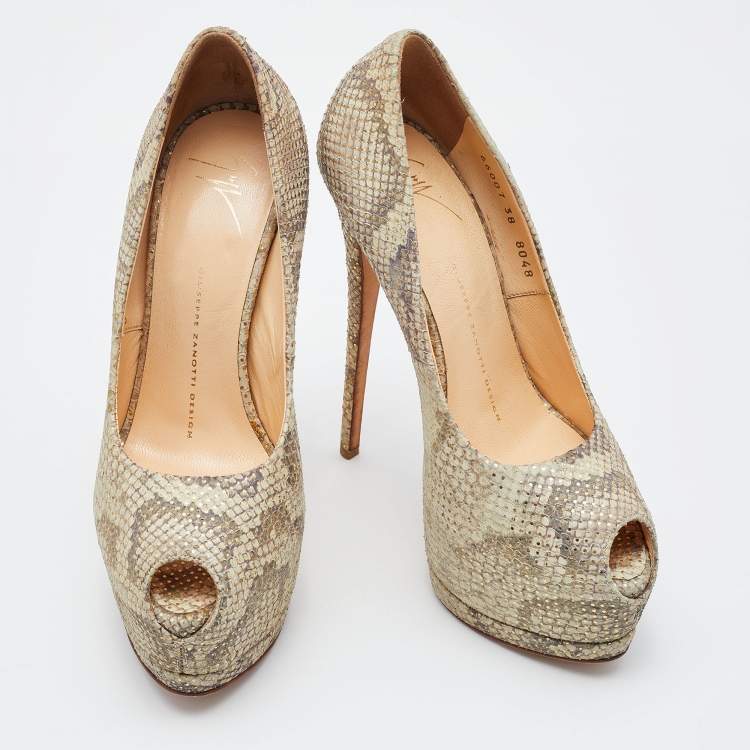 مملوكة مسبقًا Giuseppe Zanotti Green Python Embossed Leather Sharon Peep Toe Platform Pumps Size 38