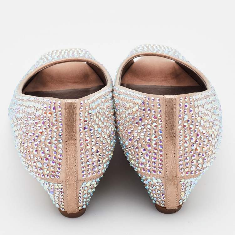 مملوكة مسبقًا Giuseppe Zanotti Metallic Peach Crystal Embellished Peep Toe Wedge Pumps Size 36