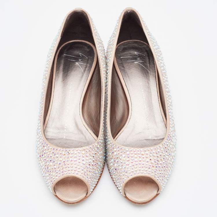 مملوكة مسبقًا Giuseppe Zanotti Metallic Peach Crystal Embellished Peep Toe Wedge Pumps Size 36