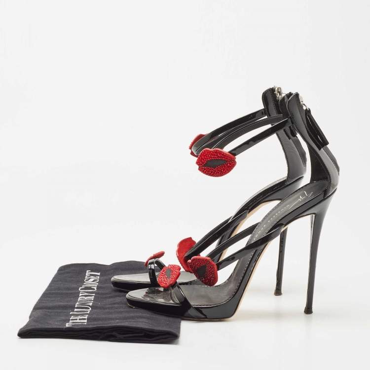 مملوكة مسبقًا Giuseppe Zanotti Black Patent Leather Harmony Bouche Ankle Strap Sandals Size 39