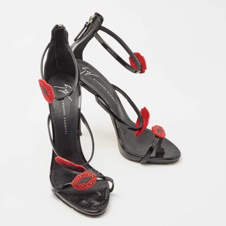 مملوكة مسبقًا Giuseppe Zanotti Black Patent Leather Harmony Bouche Ankle Strap Sandals Size 39