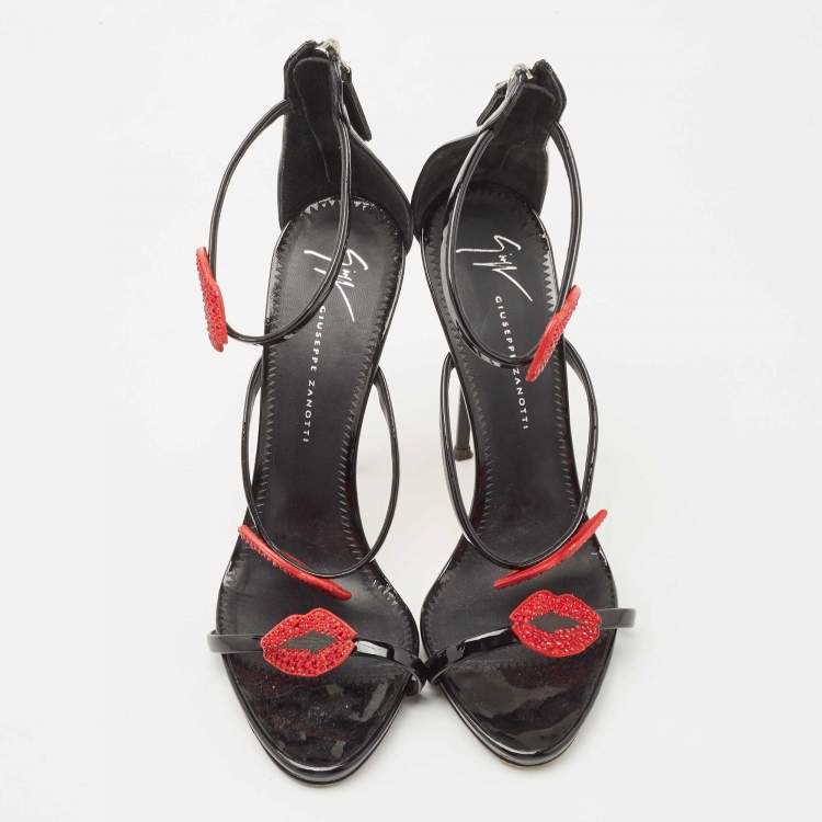 مملوكة مسبقًا Giuseppe Zanotti Black Patent Leather Harmony Bouche Ankle Strap Sandals Size 39