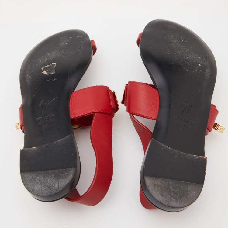Pre Owned Giuseppe Zanotti Red Leather Toe Ring Buckle Slingback Flat Sandals Size 37