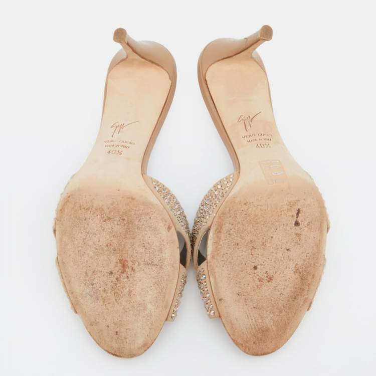 Pre Owned Giuseppe Zanotti Beige Suede Crystal Embellished Slide Sandals Size 40.5