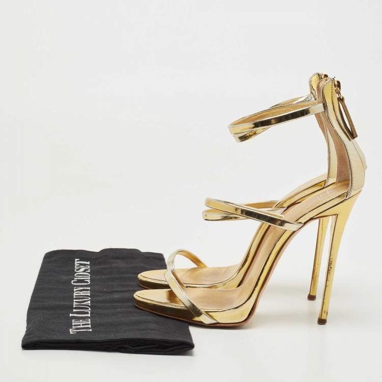 مملوكة مسبقًا Giuseppe Zanotti Gold Leather Harmony Sandals Size 39