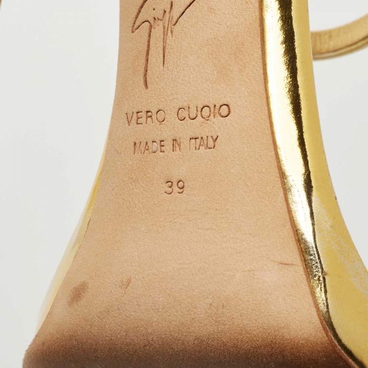 مملوكة مسبقًا Giuseppe Zanotti Gold Leather Harmony Sandals Size 39