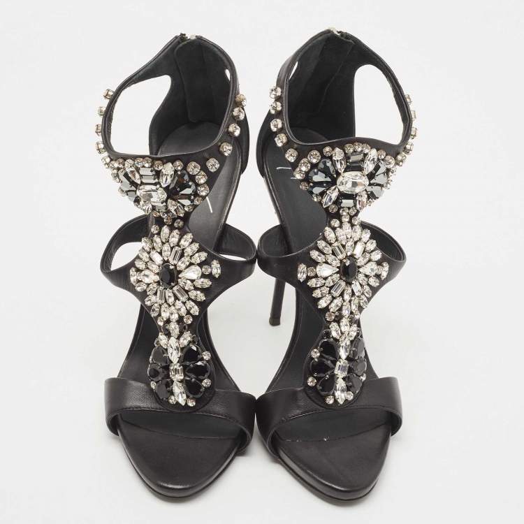 Pre Owned Giuseppe Zanotti Black Leather Crystal Embellished Strappy Sandals Size 39