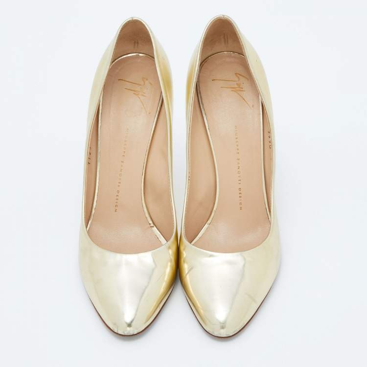 Pre Owned Giuseppe Zanotti Gold Leather Round Toe Pumps Size 40