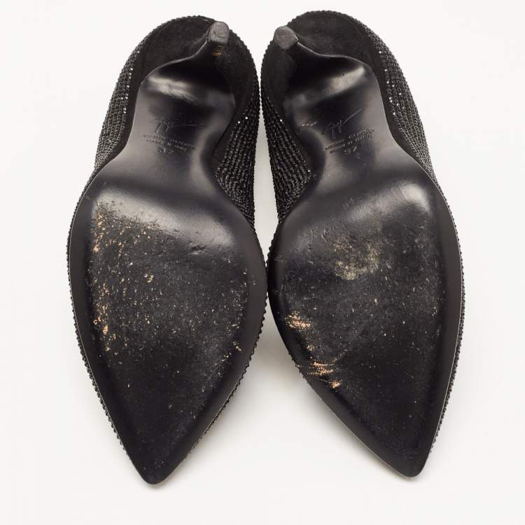 مملوكة مسبقًا Giuseppe Zanotti Black Crystal Embellished Suede Pumps Size 37