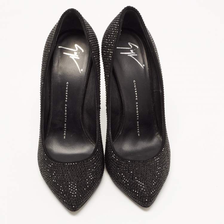 مملوكة مسبقًا Giuseppe Zanotti Black Crystal Embellished Suede Pumps Size 37