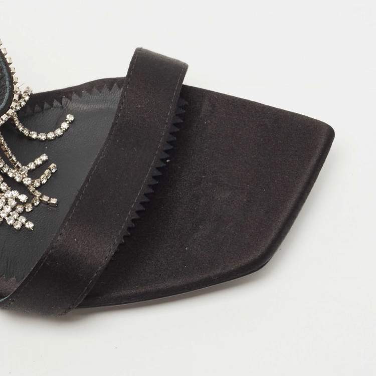 مملوكة مسبقًا Giuseppe Zanotti Black Satin Crystal Fringe Slide Sandals Size 38.5