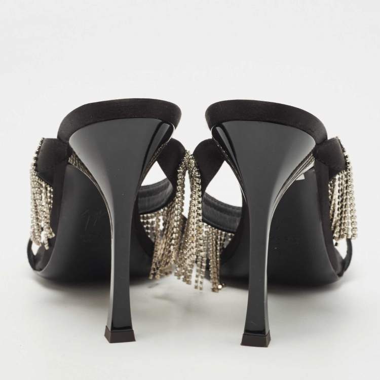 مملوكة مسبقًا Giuseppe Zanotti Black Satin Crystal Fringe Slide Sandals Size 38.5