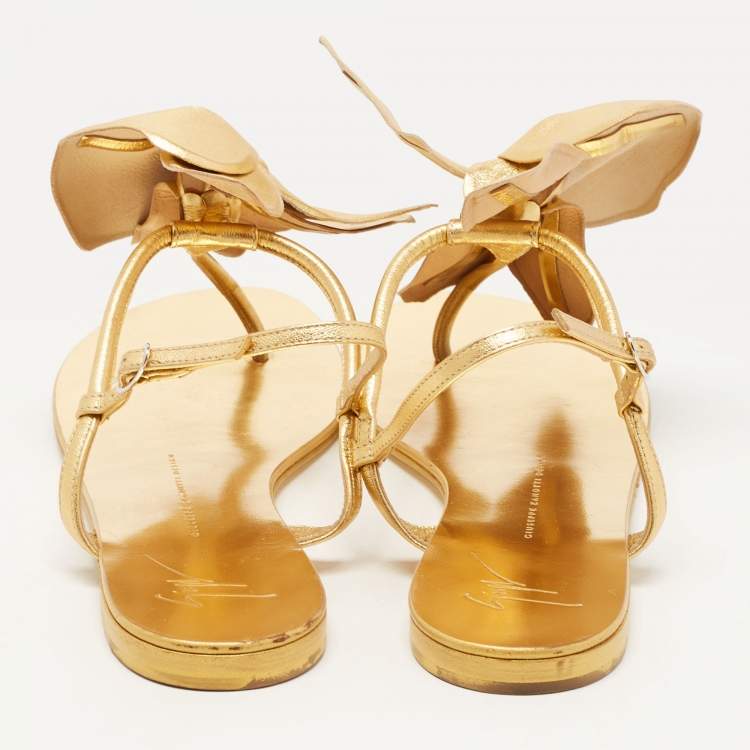 Pre Owned Giuseppe Zanotti Gold Leather Floral Applique Flat Sandals Size 40