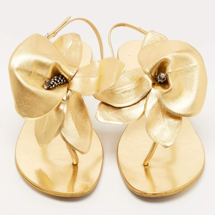 Pre Owned Giuseppe Zanotti Gold Leather Floral Applique Flat Sandals Size 40
