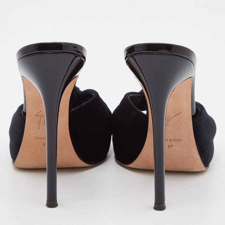 Pre Owned Giuseppe Zanotti Black Knotted Velvet Slide Sandals Size 37