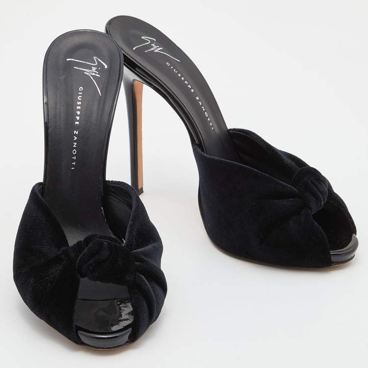 Pre Owned Giuseppe Zanotti Black Knotted Velvet Slide Sandals Size 37