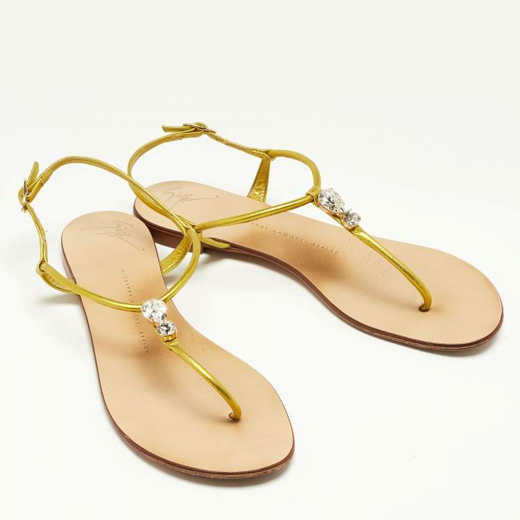 Pre Owned Giuseppe Zanotti Metallic Leather Crystal Embellished Thong Flat Sandals Size 37.5