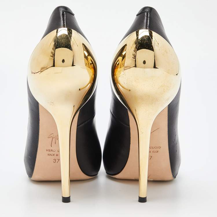 Pre Owned Giuseppe Zanotti Black Leather Round Toe Pumps Size 37