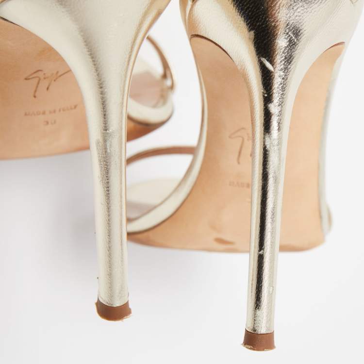 Pre Owned Giuseppe Zanotti Gold Leather Catia Sandals Size 38