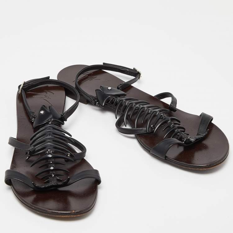 Pre Owned Giuseppe Zanotti Black Leather Fishbone Flat Sandals Size 38