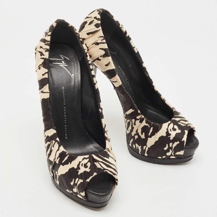 Pre Owned Giuseppe Zanotti Two Tone Printed Satin Peep Toe Platform Pumps Size 39
