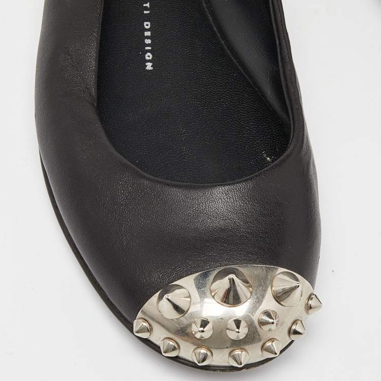 Pre Owned Giuseppe Zanotti Black Leather Malika Spiked Cap Toe Ballet Flats Size 36.5