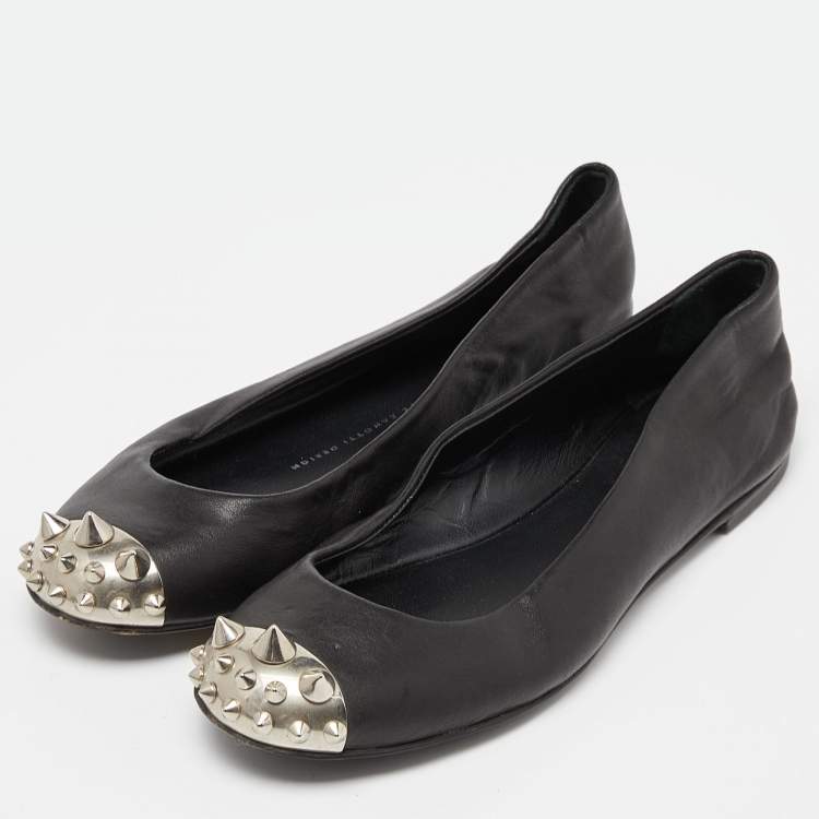 Pre Owned Giuseppe Zanotti Black Leather Malika Spiked Cap Toe Ballet Flats Size 36.5