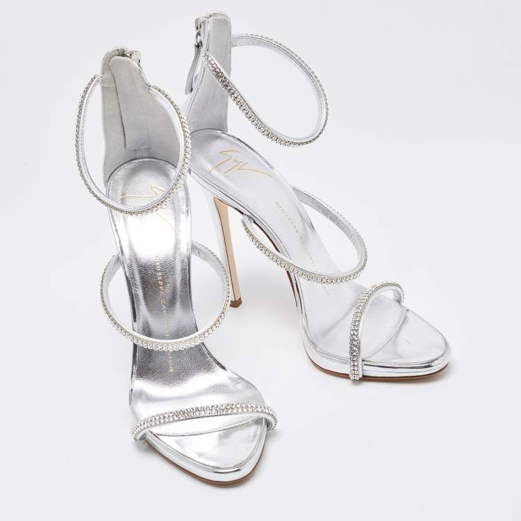Pre Owned Giuseppe Zanotti Silver Foil Leather Harmony Crystal Embellished Ankle Cuff Sandals Size 37.5