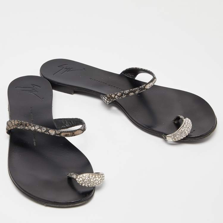 Pre Owned Giuseppe Zanotti Metallic Embossed Python Crystal Embellished Toe Ring Flats Size 38