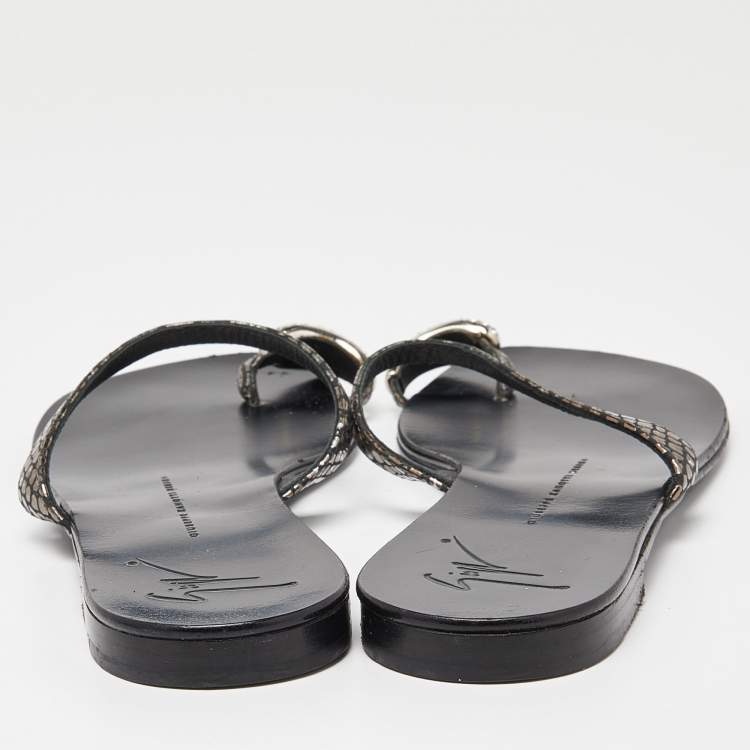 Pre Owned Giuseppe Zanotti Metallic Embossed Python Crystal Embellished Toe Ring Flats Size 38