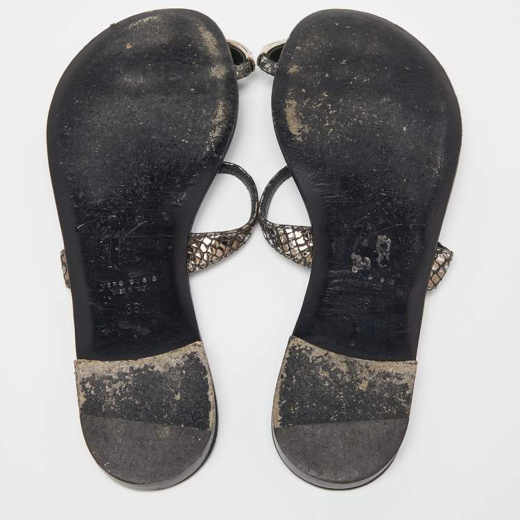 Pre Owned Giuseppe Zanotti Metallic Embossed Python Crystal Embellished Toe Ring Flats Size 38