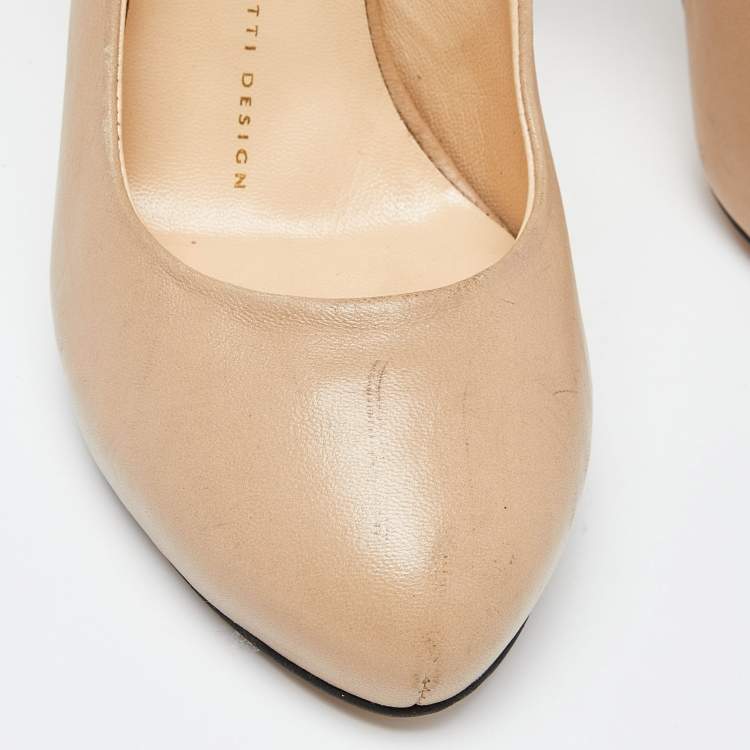Pre Owned Giuseppe Zanotti Beige Leather Round Top Pumps Size 36  