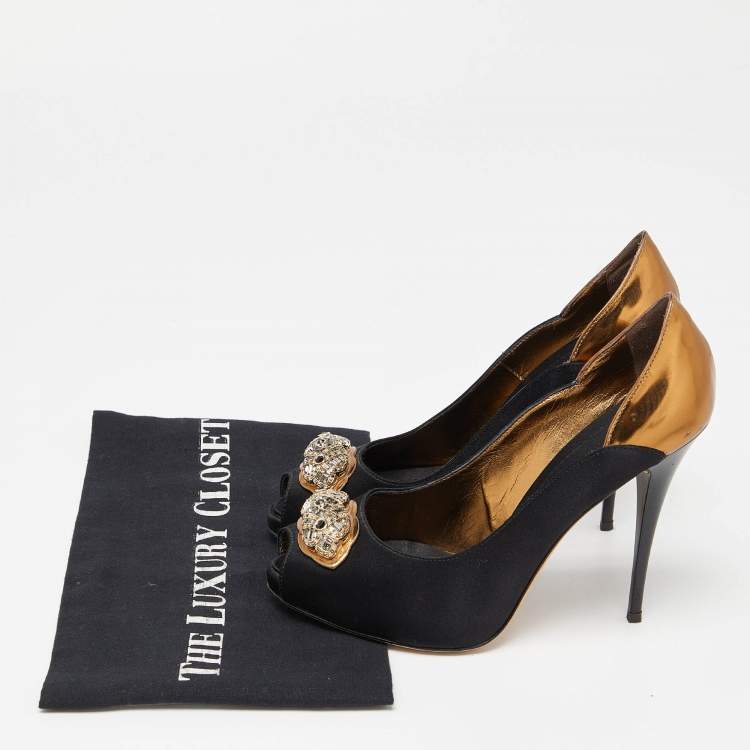 Pre Owned Giuseppe Zanotti Black/Metallic Satin and Leather Crystal Embellished Peep Toe Pumps Size 37