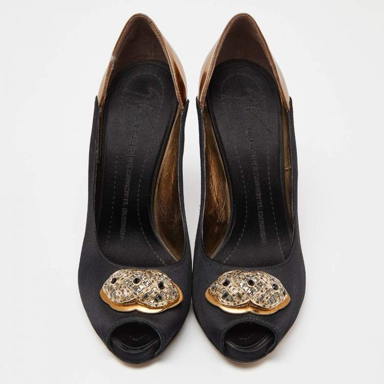 Pre Owned Giuseppe Zanotti Black/Metallic Satin and Leather Crystal Embellished Peep Toe Pumps Size 37