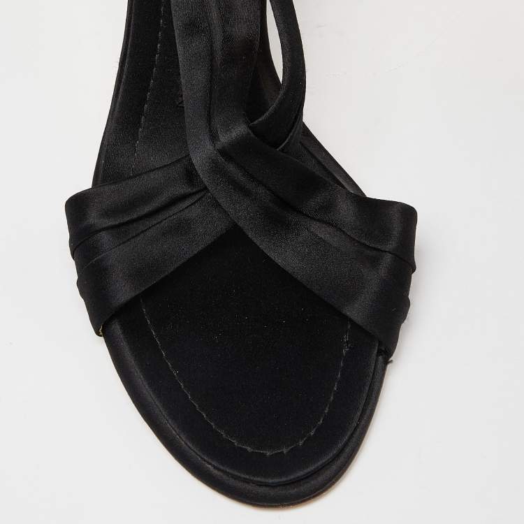 مملوكة مسبقًا Giuseppe Zanotti Black Satin Crystal Embellished Sandals Size 38