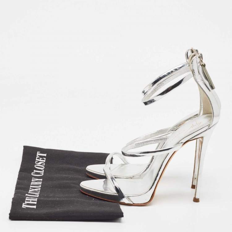 Pre Owned Giuseppe Zanotti Silver Foil Leather Harmony Ankle Strap Sandals Size 37