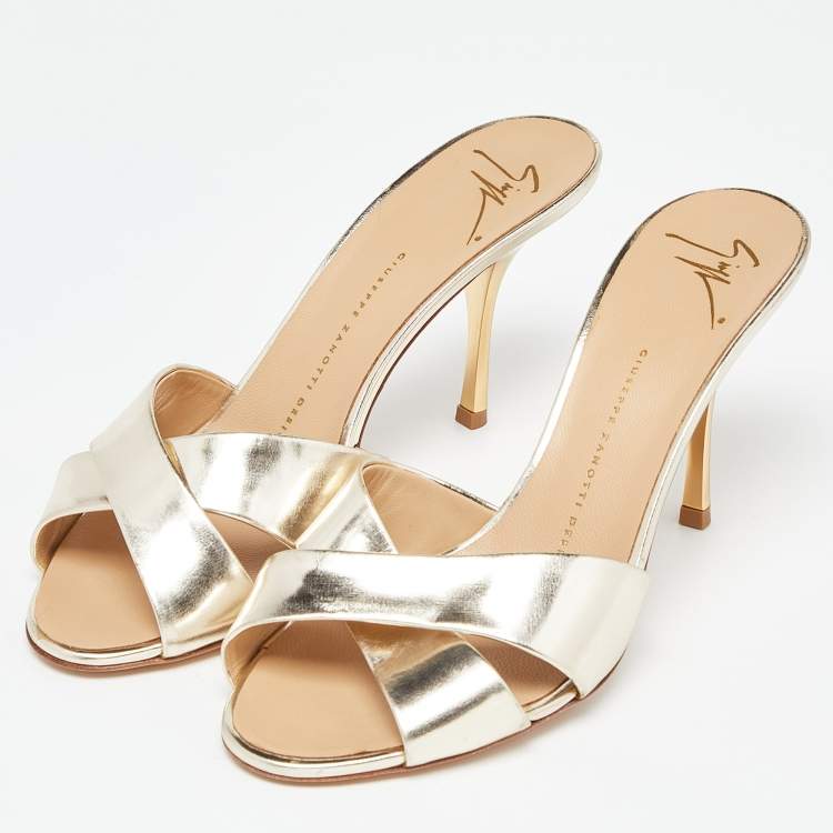 Pre Owned Giuseppe Zanotti Gold Laminated Leather Slide Sandals Size 38