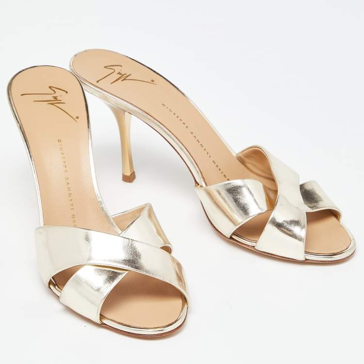 Pre Owned Giuseppe Zanotti Gold Laminated Leather Slide Sandals Size 38