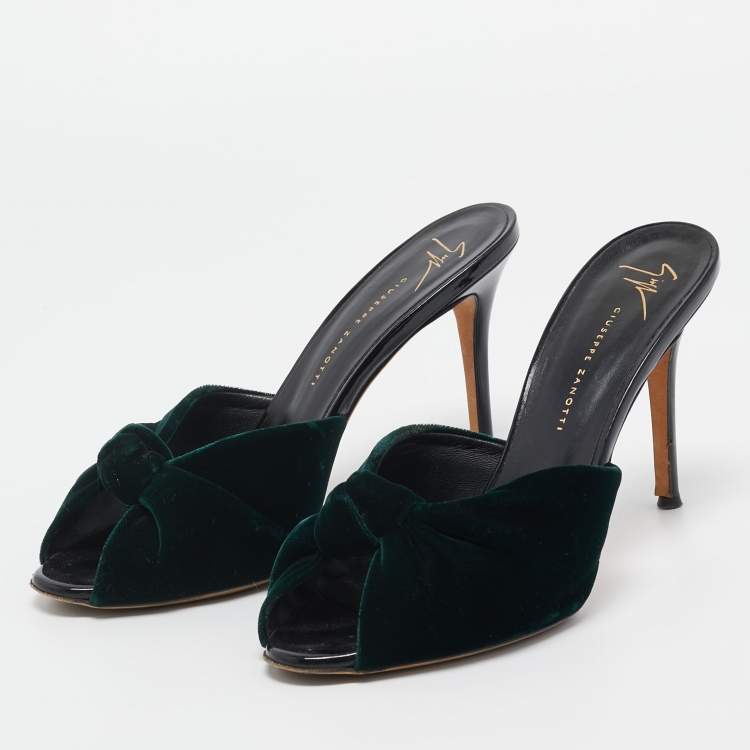 Pre Owned Giuseppe Zanotti Green Velvet Knot Slide Sandals Size 38