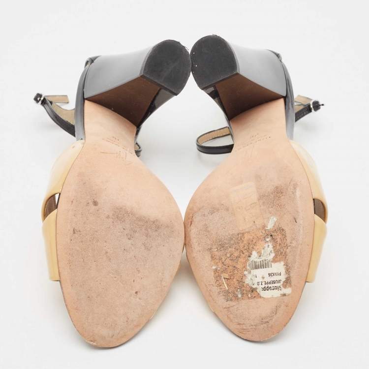 مملوكة مسبقًا Giuseppe Zanotti Beige/Black Patent Leather Cross Strap Open Toe Sandals Size 36