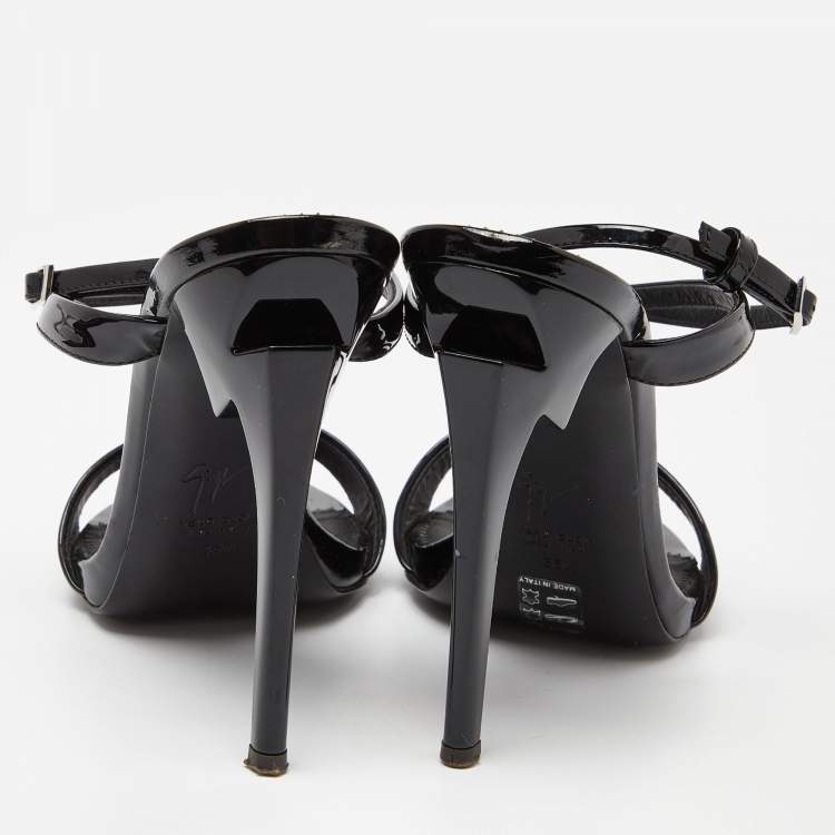 مملوكة مسبقًا Giuseppe Zanotti Black Patent Leather Slingback Sandals Size 36.5