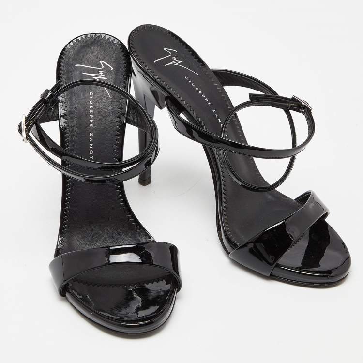مملوكة مسبقًا Giuseppe Zanotti Black Patent Leather Slingback Sandals Size 36.5