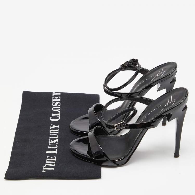 مملوكة مسبقًا Giuseppe Zanotti Black Patent Leather Slingback Sandals Size 36.5