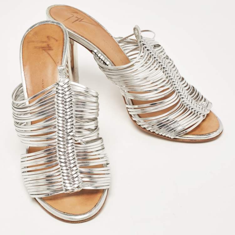 Pre Owned Giuseppe Zanotti Silver Leather Strappy Mules Size 35