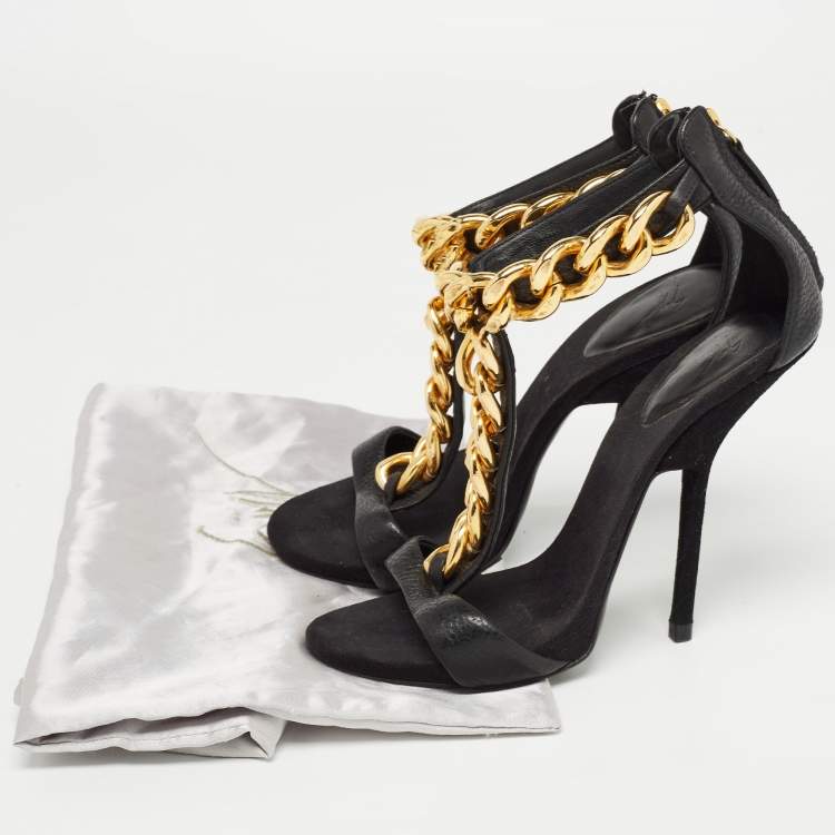 مملوكة مسبقًا Giuseppe Zanotti Black Suede and Leather Chain Detail T Strap Sandals Size 37.5