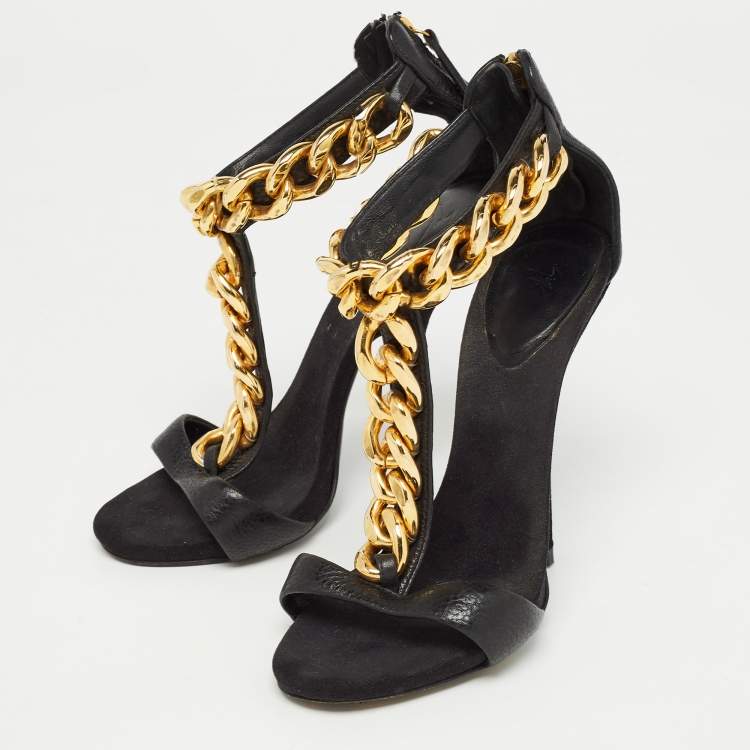مملوكة مسبقًا Giuseppe Zanotti Black Suede and Leather Chain Detail T Strap Sandals Size 37.5