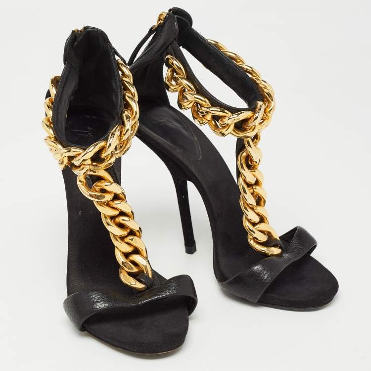 مملوكة مسبقًا Giuseppe Zanotti Black Suede and Leather Chain Detail T Strap Sandals Size 37.5